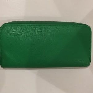 GREEN WALLET